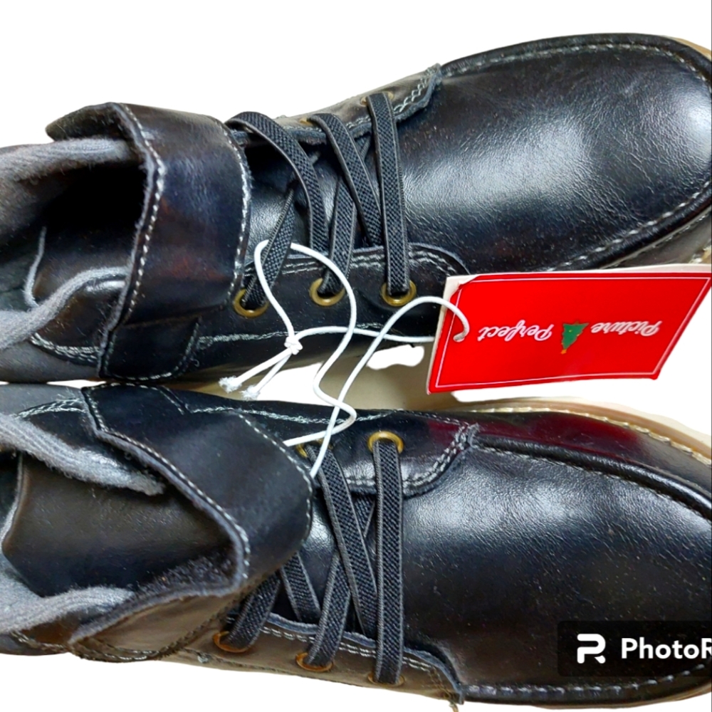 NWT Gymboree Size 2 Youth Black Boots